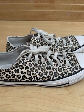 Leopard Print Low-Top Converse All Stars - Leopard Print, White/Tan